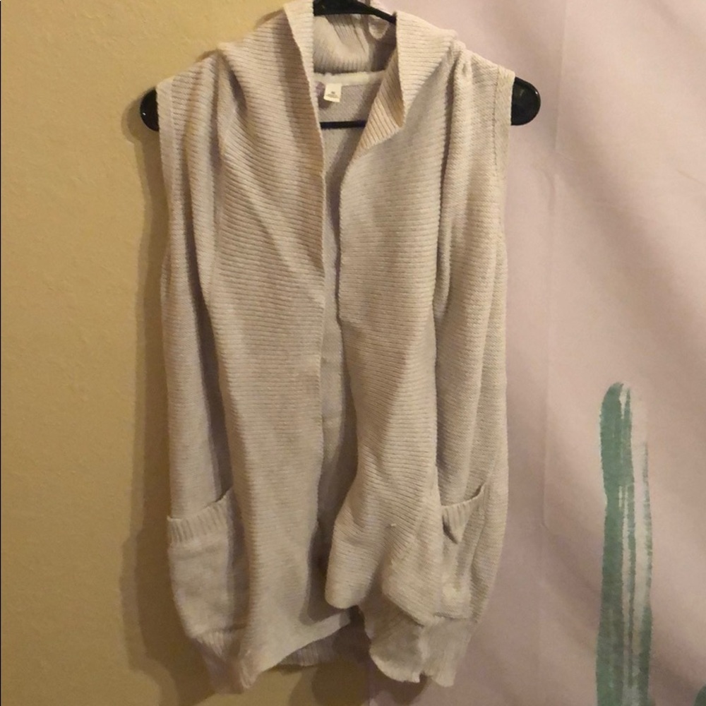 Francesca’s sweater top